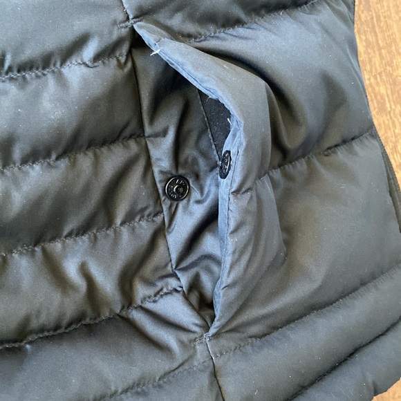 Land’s End down vest - Picture 4 of 5